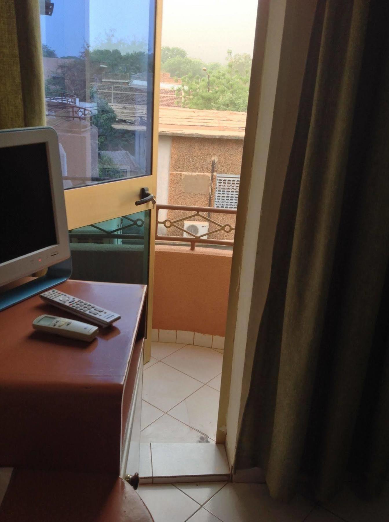 Faso Hotel Ouagadougou Exterior photo